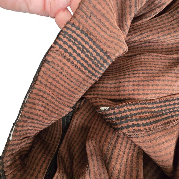Vintage David Hayes Silk Skirt Suit Brown Black Geometric Size 6 HS166 - Picture 13 of 13
